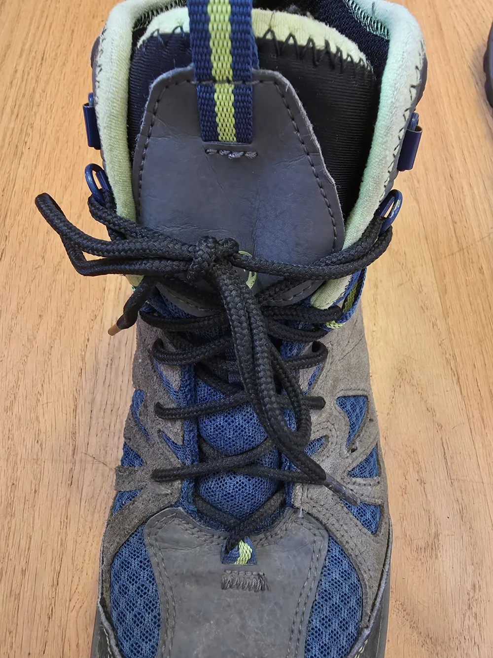 Merrell Kids Blue and Gray Hiking Boots Size 7
